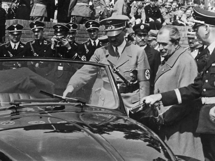 Saat Hitler Menjajal VW Beetle