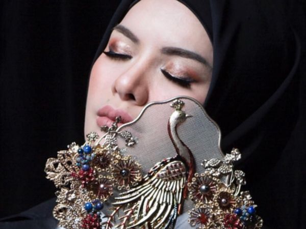 11 Artis Cantik yang Berhijab di 2018