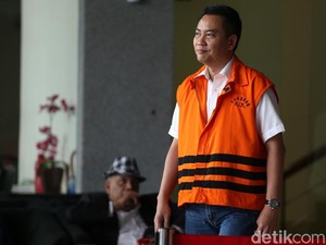 Fayakhun Hadapi Sidang Tuntutan Kasus Suap Hari Ini