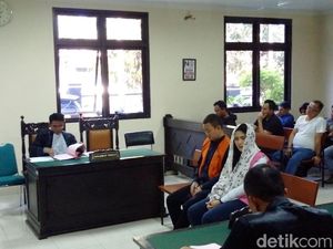 Begini Penampilan Selebgram Angela Lee di Sidang Kasus Penipuan