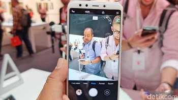 Bicara performa, Xiaomi membekali Mi A2 prosesor Snapdragon 660. Ada pilihan RAM 4 GB dan 6 GB. Sementara ruang penyimpanannya 32 GB, 64 GB dan 128 GB. Foto: Dhani Irawan/detikcom