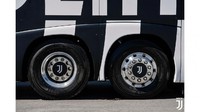 Bagaimana menurut Anda desain baru bus Juventus ini?