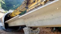 Monster SLJ900/32 memasang beton jembatan di dalam terowongan. Beijing Wowjoint Machinery Co/Istimewa.