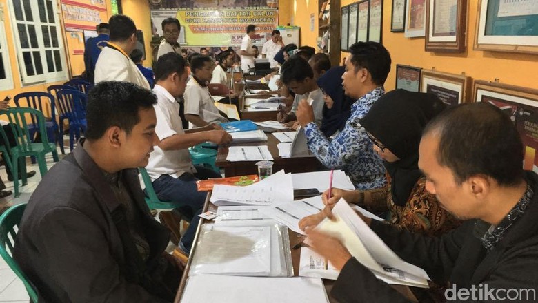 20 Bacaleg di Mojokerto Dicoret, Ada yang Gunakan Ijazah Palsu 20 Bacaleg di Mojokerto Dicoret, Ada yang Gunakan Ijazah Palsu