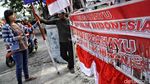 Jelang HUT RI, Pedagang Bendera Mengais Rezeki
