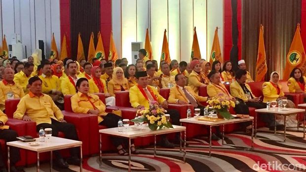 Isi Ceramah Partai Berkarya, Gatot Nurmantyo Ngobrol Bareng Tommy
