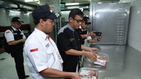 Pengecekan kesiapan logistik bagi jemaah haji