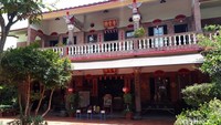 Salah satu bangunan di Meinung Folk Village. Ada kerajinan yang dijual sebagai suvenir seperti payung kertas buatan tangan, kipas kertas, keranjang bambu dan topi bambu (Fadhly Fauzi Rachman/detikTravel)
