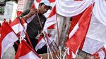 Jelang HUT RI, Pedagang Bendera Mengais Rezeki