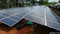 Sumber listrik berasal dari Pembangkit Listrik Tenaga Surya (PLTS) berkapasitas 100 kwp.