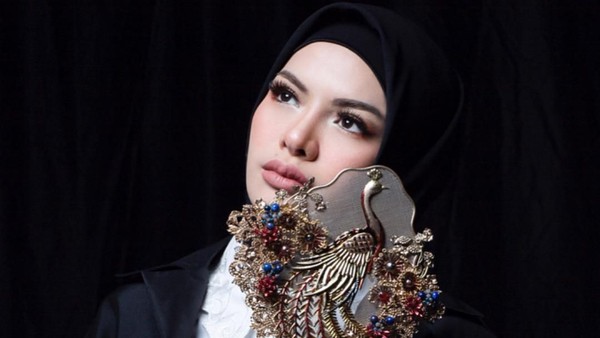 Deretan Artis yang Dulu Dicap Seksi, Sekarang Anggun Berhijab