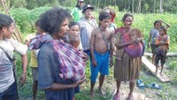 Sampai saat ini belum adanya penangganan dari pihak mana pun. Sehingga dikhawatirkan korban meninggal akan bertambah. Rencananya, Pemdan Kabupaten Maluku Tengah dan Organisasi perangkat desa akan mengirim bantuan logistik esok hari.