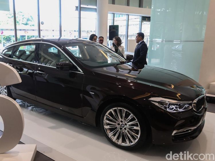 Bergaya Coupe Ini Tampang Anyar BMW Seri 6 Gran Turismo