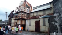 Selain toko oleh-oleh, beberapa tempat di bekas pabrik itu disulap jadi tempat wisata lainnya.