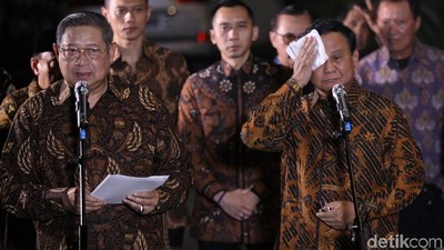 Belum Deal Koalisi, Begini Ekspresi SBY-Prabowo di Jumpa Pers