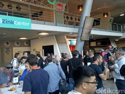 Antrean Panjang di Madrid Jelang Peluncuran Xiaomi Mi A2