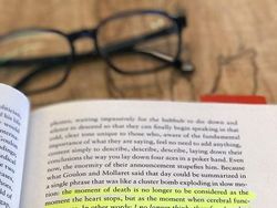Membandingkan Kehidupan Dua Manusia Terkaya Sejagat