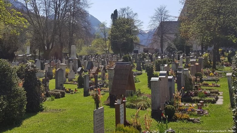 Warga Kota Jerman Harus Ikut Undian Untuk Dapat Tempat di Makam Kuno Warga Kota Jerman Harus Ikut Undian Untuk Dapat Tempat di Makam Kuno