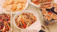 Taeyeon mendapat kiriman sup rumput laut hingga kimbap yang jadi makanan favorit orang Korea kebanyakan. Foto: Instagram @taeyeon_ss