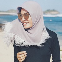 Kemudian Diana melakukan perjanjian dengan mamanya. Jika ia memenangkan pertandingan ISG (Islamic Solidarity Games), ia akan berhijab selamanya. Takdir Allah, Diana pun menjadi pemenang dan bisa berhijab hingga sekarang.  Foto: Instagram/Dianandach