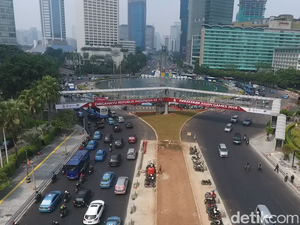 Ada Perobohan JPO Bundaran HI, Rute TransJ Blok M-Kota Dialihkan