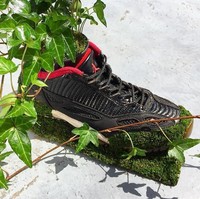 Sepatu yang digunakan datang dari brand Nike dan merupakan favorit para pencinta sneakers. Foto: Instagram/@shoetree_2016