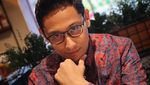 Ini Pose Ngopi Ferri Jubair, Pengusaha Kembaran Sandiaga Uno yang Hits