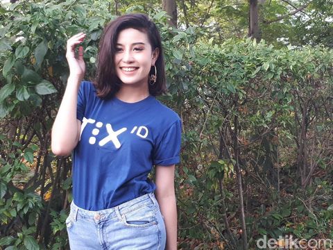 Dulu Temenan, Artis-artis Ini Kini Musuhan
