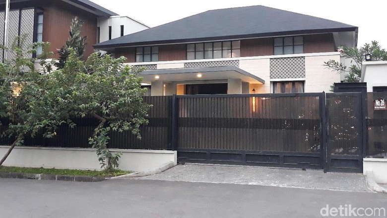 810 Gambar Rumah Baliho Gratis Terbaru