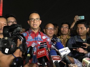 Anies Masih Cari Solusi Jangka Pendek Turunkan Polusi Udara