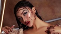 Marion Jola saat lakukan sesi foto belum lama ini. Foto: Dok. Instagram/lalamarionmj