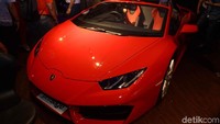 Peluncuran mobil mewah ini diharapkan bisa kembali menggairahkan pasar otomotif di Indonesia.
