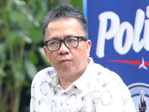 Panca PD Sindir Foto Jokowi Saat Bencana lalu Dihapus, Senior PDIP Heran
