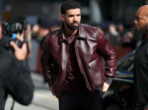 Drake Rajai 100 Lagu Paling Populer di Apple Music 2018