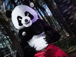 Lucu Banget! Ada Cosplay Superhero Rasa Fast Food