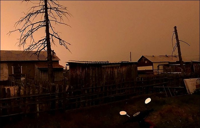 Heboh Langit Siberia Mendadak Gelap Berjam-jam di Siang Bolong