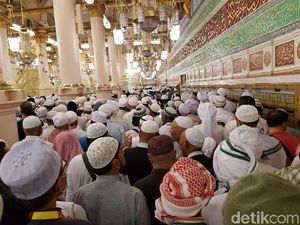 Aturan Baru Umrah: Jemaah Urus Sendiri untuk Masuk Raudhah, Bukan Travel