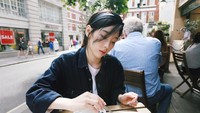 Wajahnya yang cantik menempatkan Taeyeon masuk dalam daftar wanita tercantik di dunia tahun 2017 dan menempati posisi ke 40. Setuju ngga kalau Taeyeon cantik? Foto: Instagram @taeyeon_ss