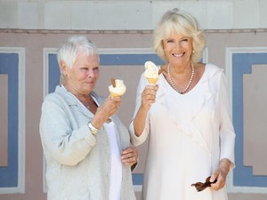 Sudah Jadi Anggota Kerajaan, Camilla Parker Tetap Hobi Makan Es Krim