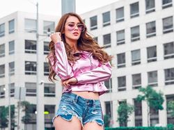 Presenter Seksi yang Diputus Pacar Demi Game Call of Duty