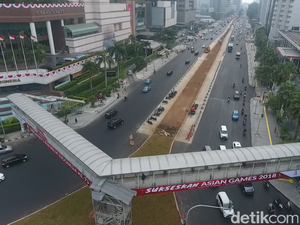 Bakal Dirobohkan, Ini Penampakan JPO Bundaran HI dari Jepretan Drone