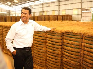 Mentan Ingin Pabrik Gula Terbesar di Bombana Bisa Tekan Impor
