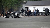 Para sandera pun berhasil dibebaskan.