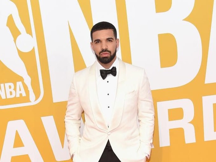 700037715KR00025_2017_NBA_A NEW YORK, NY - JUNE 26: Drake attends the 2017 NBA Awards live on TNT on June 26, 2017 in New York, New York. 27111_003 (Photo by Jamie McCarthy/Getty Images for TNT)