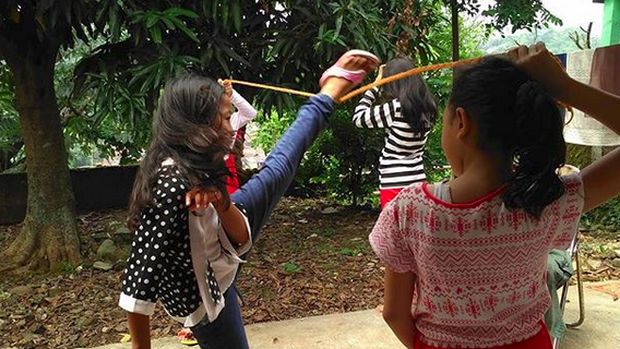 Manfaat Ajak Anak Main di Taman