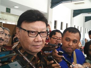 Mendagri: Sebenarnya Sandiaga Tak Harus Mundur dari Wagub DKI