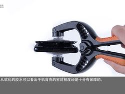 Penampakan Jeroan Nokia X5 Ketika Dipreteli