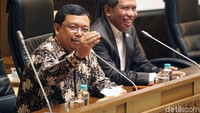 Herman Khaeron memberikan misi dan visinya setelah dilantik menjadi Wakil Ketua Komisi II DPR.