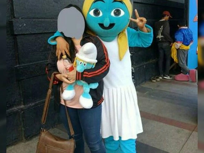 Begini Pengakuan Badut Smurf yang Dituding Lecehkan Wanita Begini Pengakuan Badut Smurf yang Dituding Lecehkan Wanita