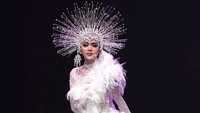 Syahrini selalu terlihat cetar dan menawan. Dok. Instagram/princessyahrini